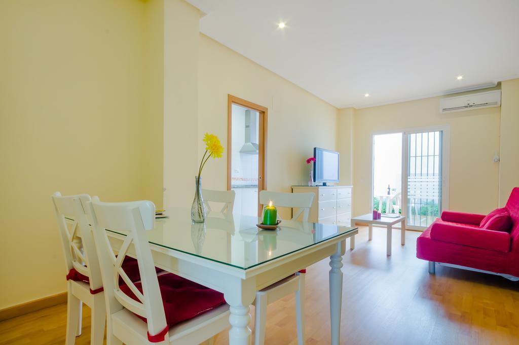 Apartamentos Ribera Del Puerto El Puerto de Santa María Rum bild